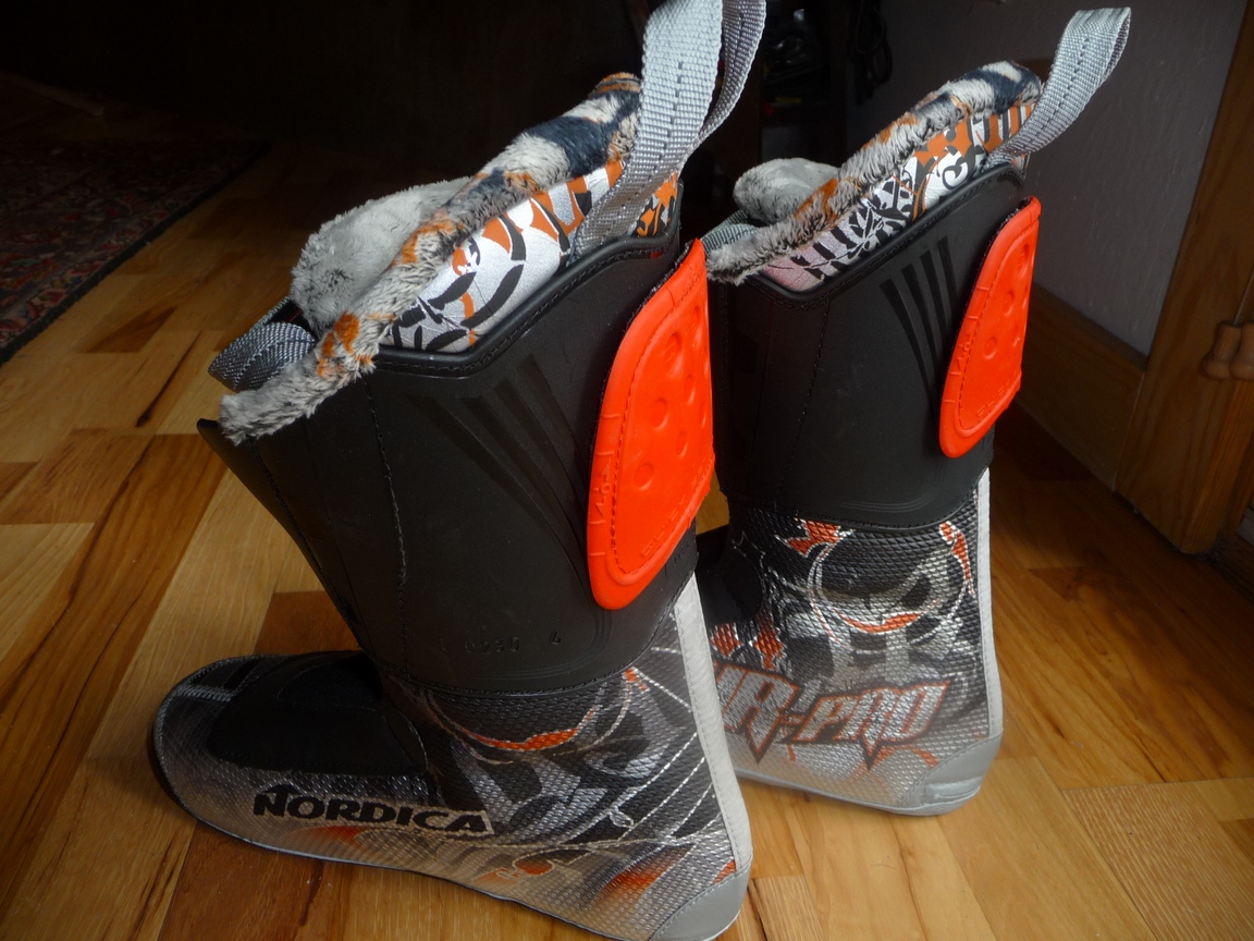 Nordica Hot Rod Pro 125 Boots - 25.5 Nearly NEW $250
