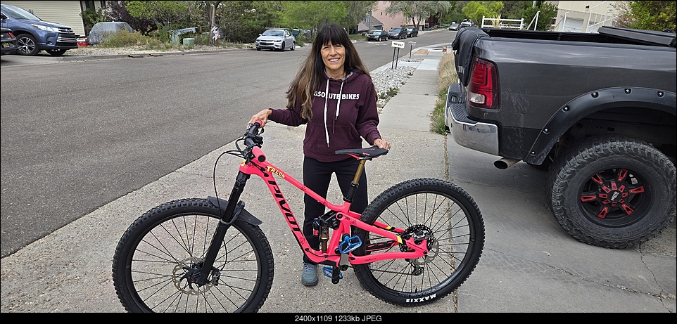 Click image for larger version. 

Name:	New Bike Day sm.jpg 
Views:	61 
Size:	1.20 MB 
ID:	493533