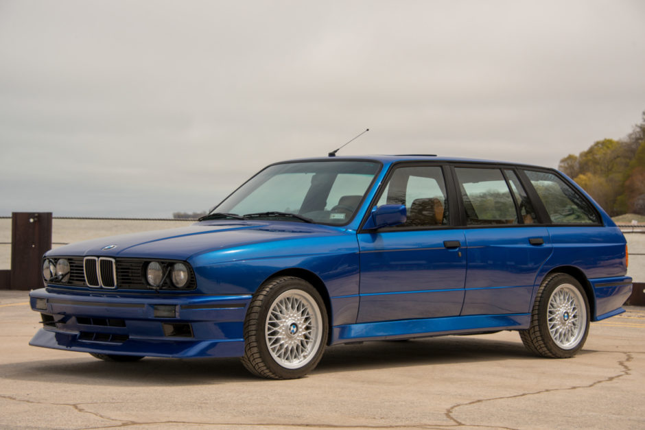 Name:  1988_bmw_m3_wagon_155848227146fe366201ff7431d6DSC_8122_edited-940x627.jpg
Views: 507
Size:  89.7 KB