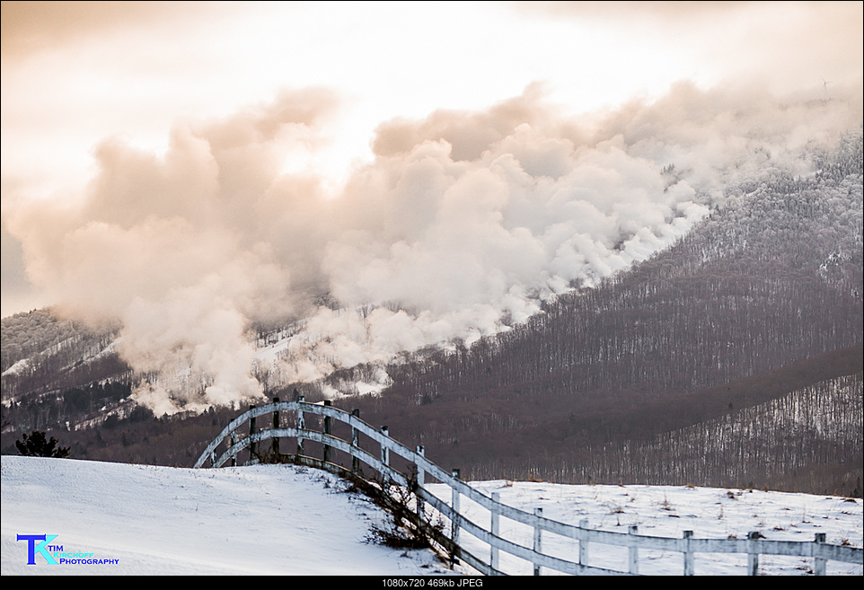 Click image for larger version. 

Name:	Snowmaking and Fence.jpg 
Views:	286 
Size:	469.1 KB 
ID:	251240