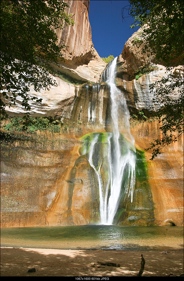 Click image for larger version. 

Name:	Lower_Calf_Creek_Falls_(3679119033).jpg 
Views:	102 
Size:	600.6 KB 
ID:	228549