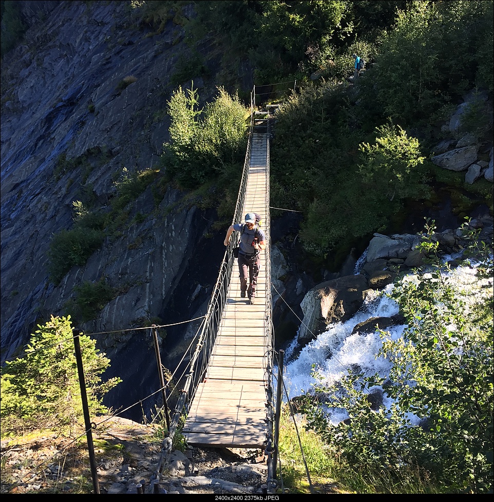 Click image for larger version. 

Name:	3 Himalyan Bridge on the way to Col de Tricot day 1.jpg 
Views:	103 
Size:	2.32 MB 
ID:	288998