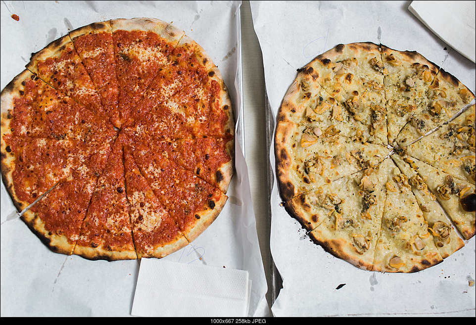 Click image for larger version. 

Name:	Allegra_Anderson_Photography_New_Haven_Connecticut_Food__Photographer__Pepes_Pizza_82.jpg 
Views:	57 
Size:	258.4 KB 
ID:	236736