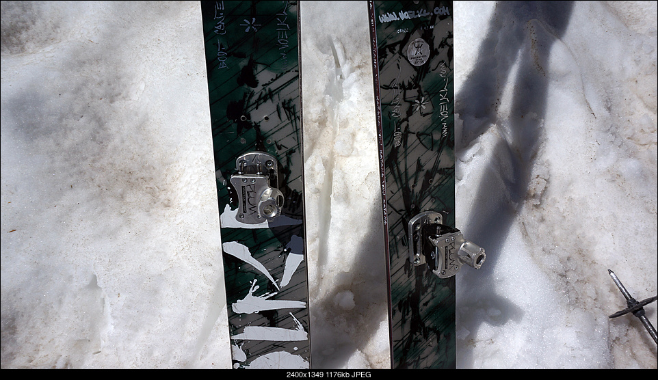 Click image for larger version. 

Name:	broken ski bindings.jpg 
Views:	191 
Size:	1.15 MB 
ID:	209090