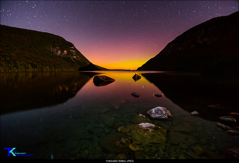 Click image for larger version. 

Name:	Willoughby Aurora Reflections Rocks 9-13.jpg 
Views:	73 
Size:	507.7 KB 
ID:	212030