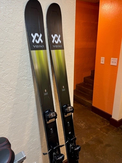 Name:  skis6.jpg
Views: 806
Size:  90.7 KB