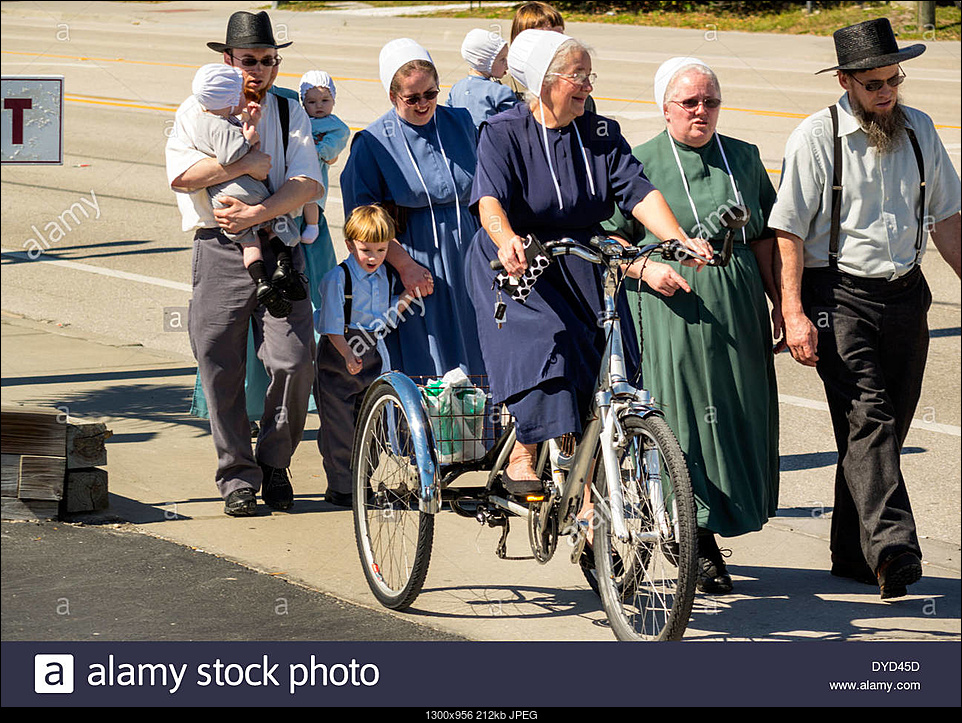 Click image for larger version. 

Name:	sarasota-florida-pinecraft-amish-mennonite-community-winter-retreat-DYD45D.jpg 
Views:	330 
Size:	212.1 KB 
ID:	241626