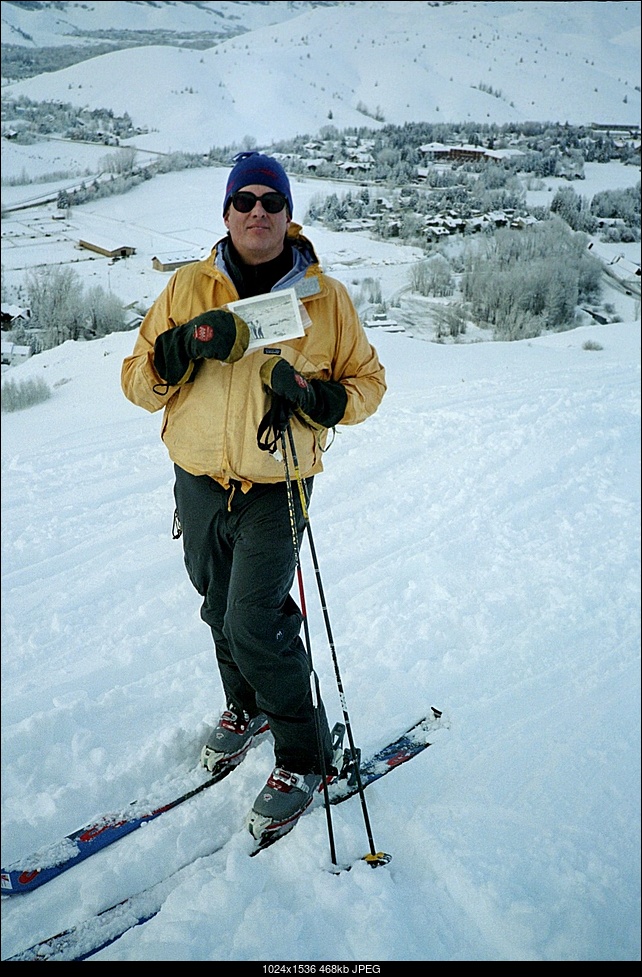 Click image for larger version. 

Name:	HM trying to find the same spot in Sun Valley.jpg 
Views:	83 
Size:	467.5 KB 
ID:	419287