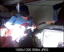 Click image for larger version. 

Name:	guitarv.jpg 
Views:	429 
Size:	309.1 KB 
ID:	105561