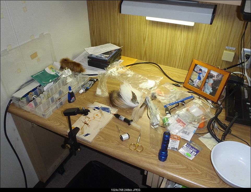 Click image for larger version. 

Name:	my desk-fly tying station.JPG 
Views:	156 
Size:	248.1 KB 
ID:	179825