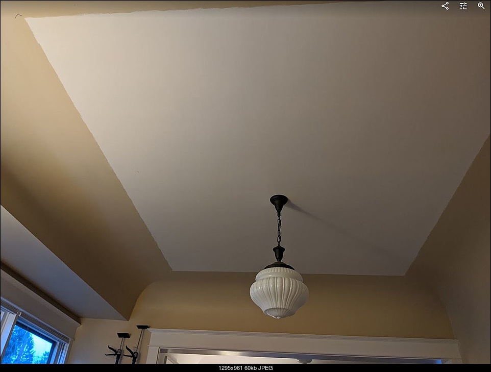 Click image for larger version. 

Name:	ceilingtrim_before.JPG 
Views:	162 
Size:	60.3 KB 
ID:	306669