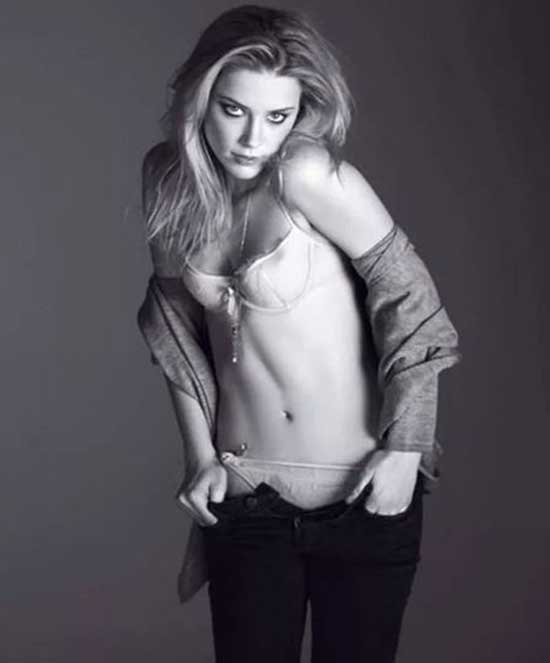 Name:  Amber-Heard-Hottest-sexiest-pictures-8.jpg
Views: 909
Size:  16.5 KB