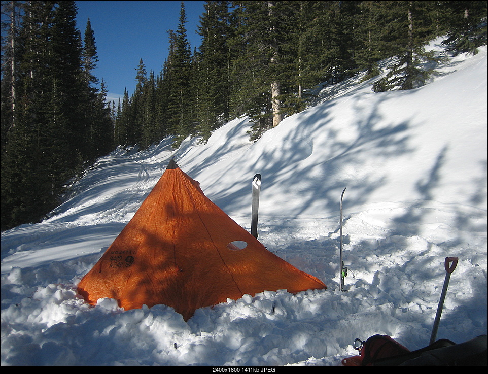 Click image for larger version. 

Name:	Winter Camping-Summit 03-09-09 015.jpg 
Views:	164 
Size:	1.38 MB 
ID:	192764