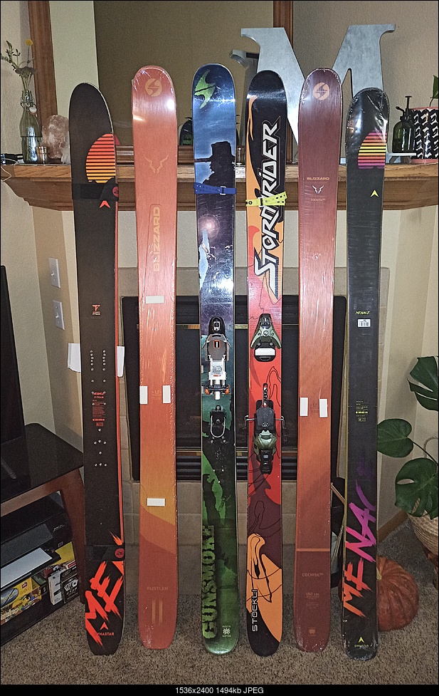 Click image for larger version. 

Name:	Skis.jpg 
Views:	198 
Size:	1.46 MB 
ID:	343736