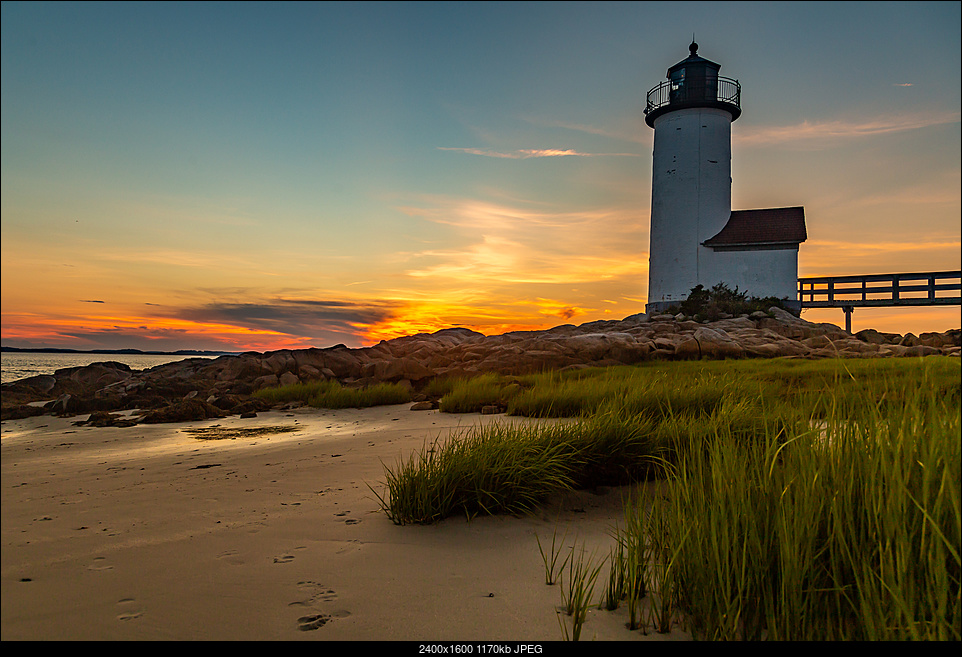 Click image for larger version. 

Name:	Lighthouse Sunset-4380.jpg 
Views:	113 
Size:	1.14 MB 
ID:	288025