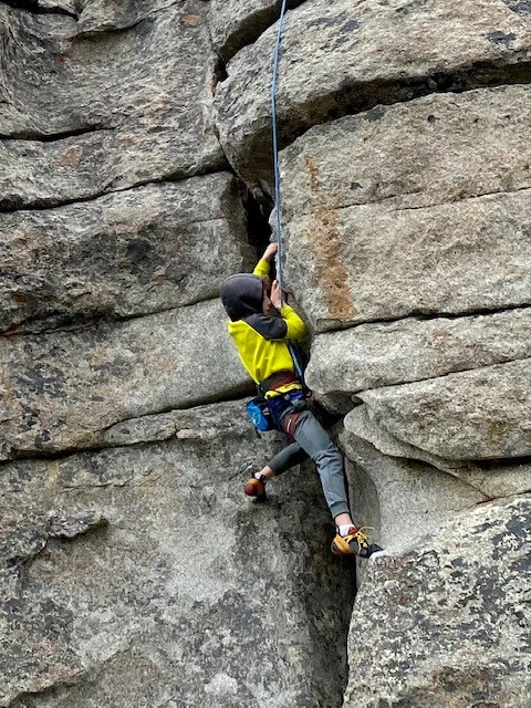 Name:  JJ climb 1.jpg
Views: 820
Size:  166.9 KB