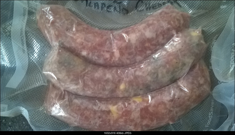 Click image for larger version. 

Name:	Jalapeno Cheddar Brats.jpg 
Views:	58 
Size:	406.5 KB 
ID:	333323