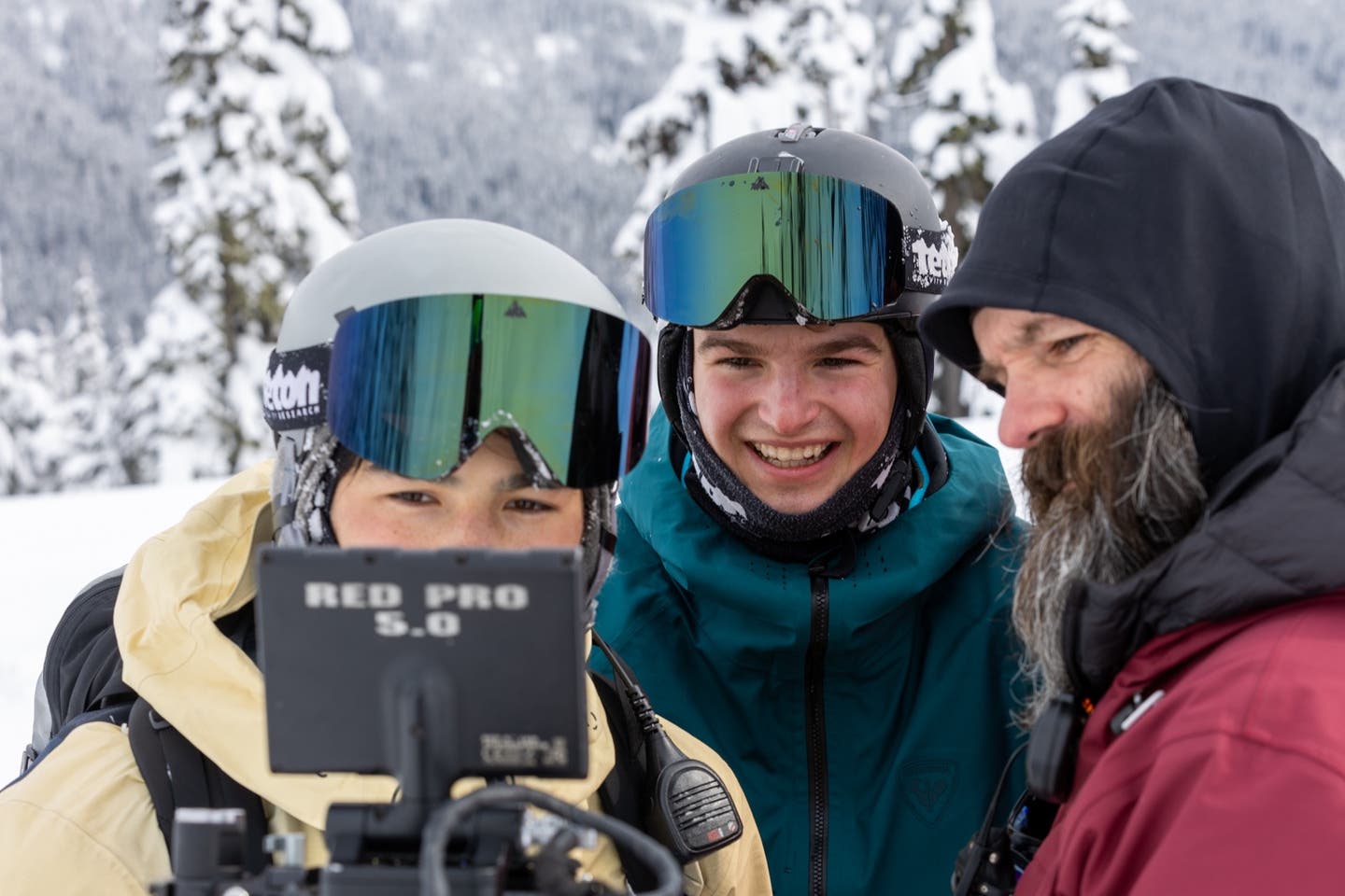 Freeride World Tour skiers Marcus Goguen and WeiTien Ho want to have fun thumbnail