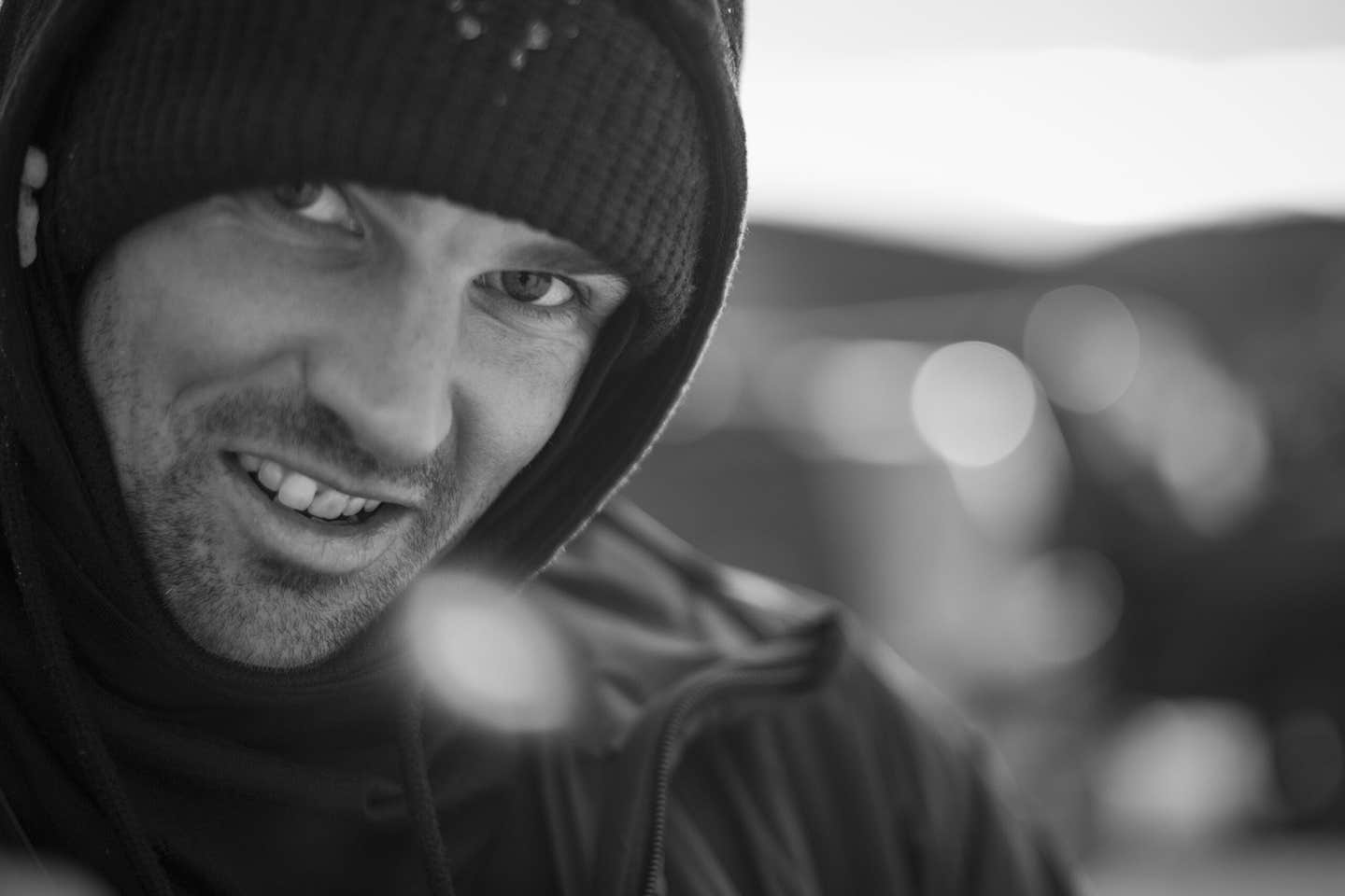 Colter Hinchliffe: Finding New Ways To Ski Classic Zones thumbnail