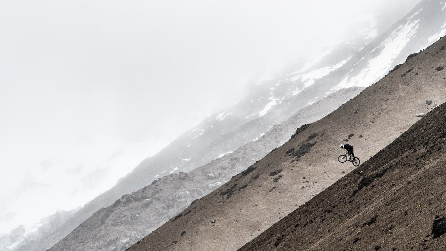 The Athlete Edits: Nico Vink x Esperanto thumbnail