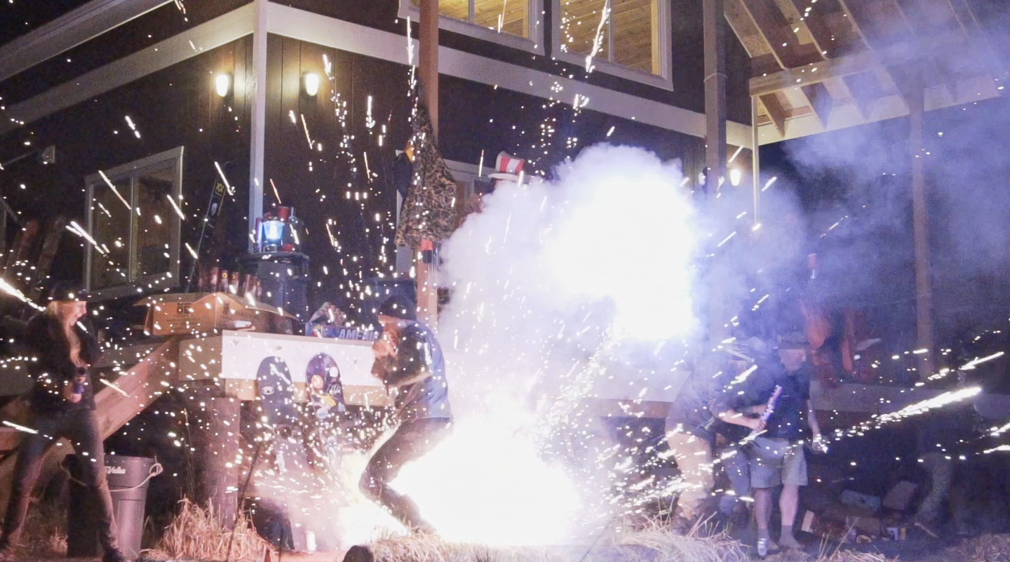 Here's Why You Should Let Professionals Handle Fireworks thumbnail